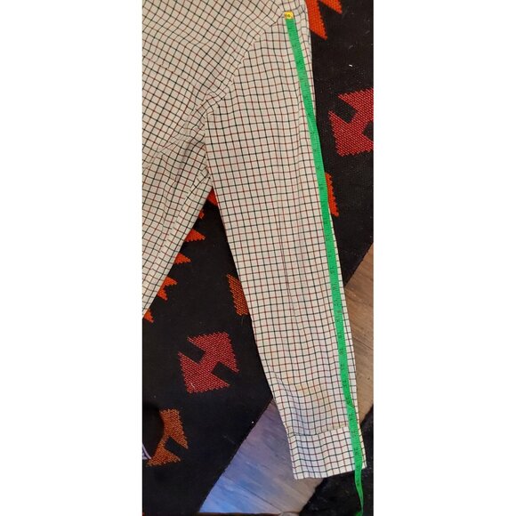 J Crew Men's Slim Cotton Buttondown Red, Bue, White Box Design. Size Large - Picture 8 of 12